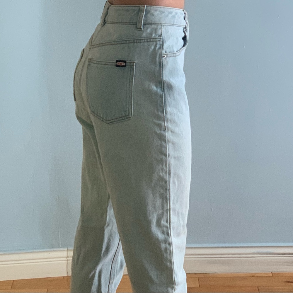 Jeans - Picture 3 of 3